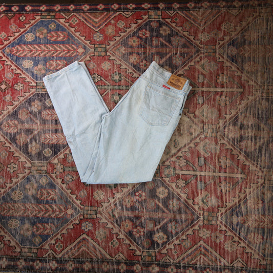 Wrangler W34 L32 Straight Leg Relaxed Fit Blue Denim Jeans