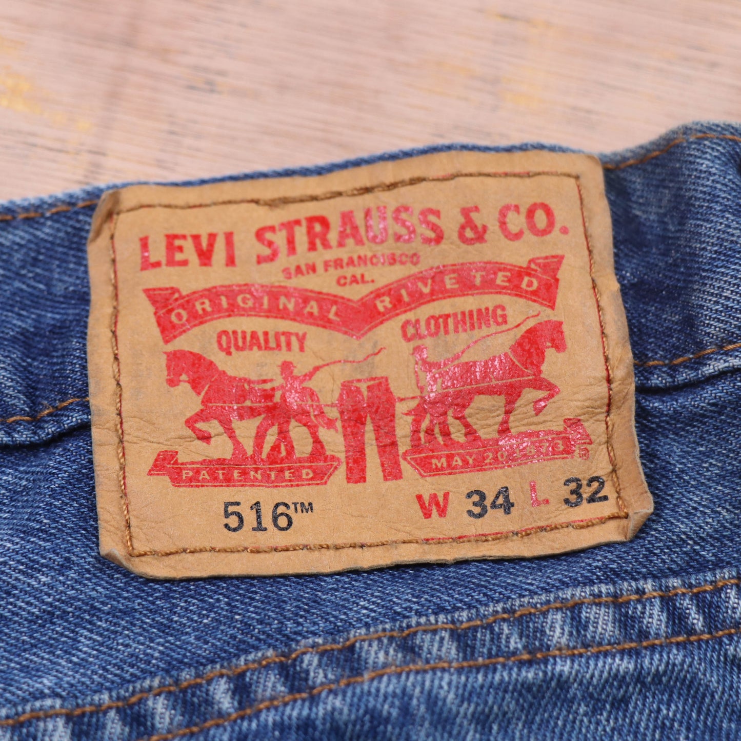 Levi's 516 Red Tab W34 L31 Straight Blue Denim Jeans