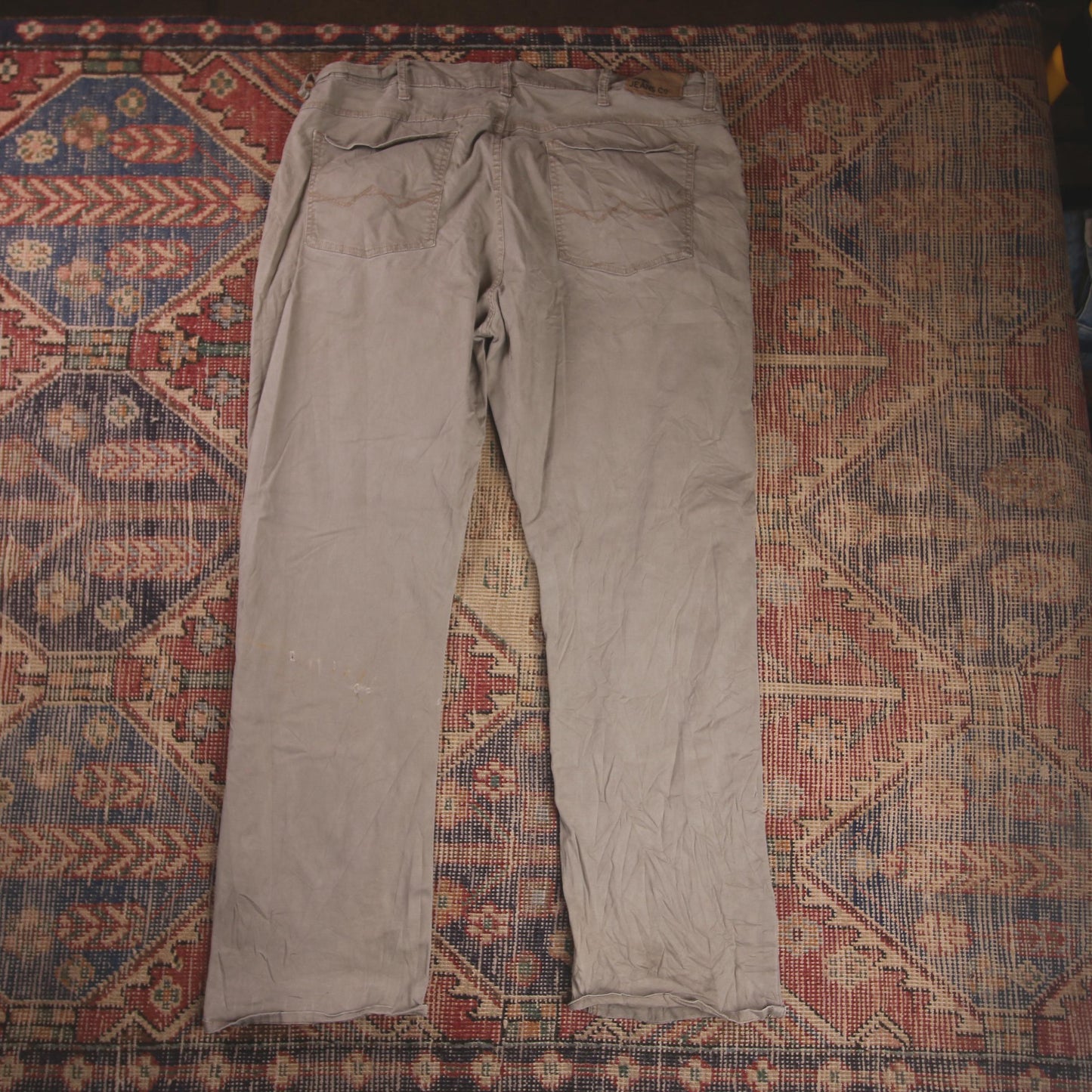 Wrangler W38 L30 Straight Leg Relaxed Fit Brown Cotton Blend Trousers