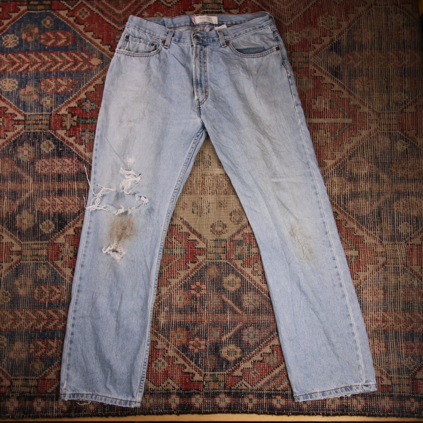 Levi's W34 L30 Straight Leg Relaxed Fit Classic Ripped Style Blue Denim Jeans