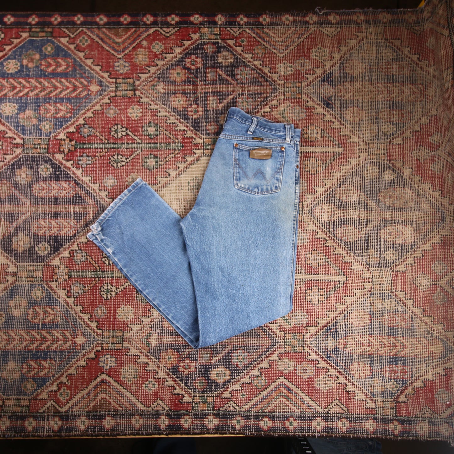 Wrangler W34 L30 Straight Leg Relaxed Fit Blue Denim Jeans