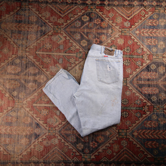 Wrangler W36 L30 Straight Leg Classic Ripped Style Blue Denim Jeans