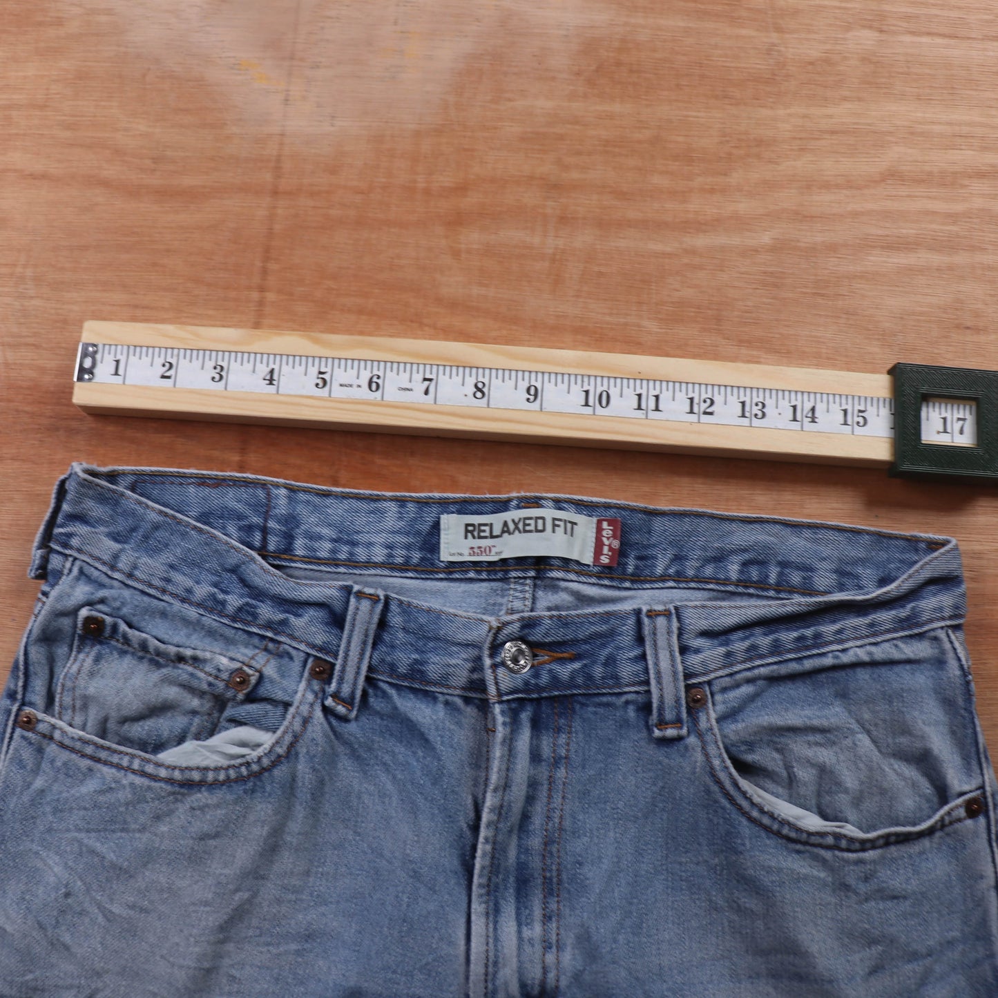 Levi's 550 Red Tab W34 L31 Tapered Leg Relaxed Fit Blue Denim Jeans
