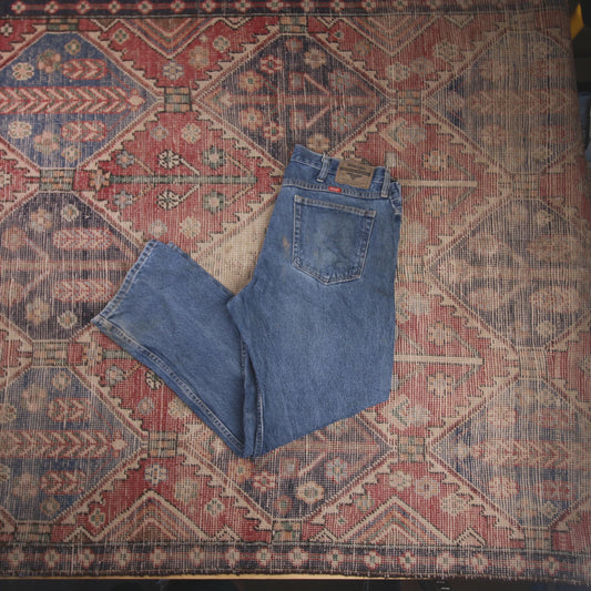 Wrangler W36 L29 Straight Leg Relaxed Fit Blue Denim Jeans
