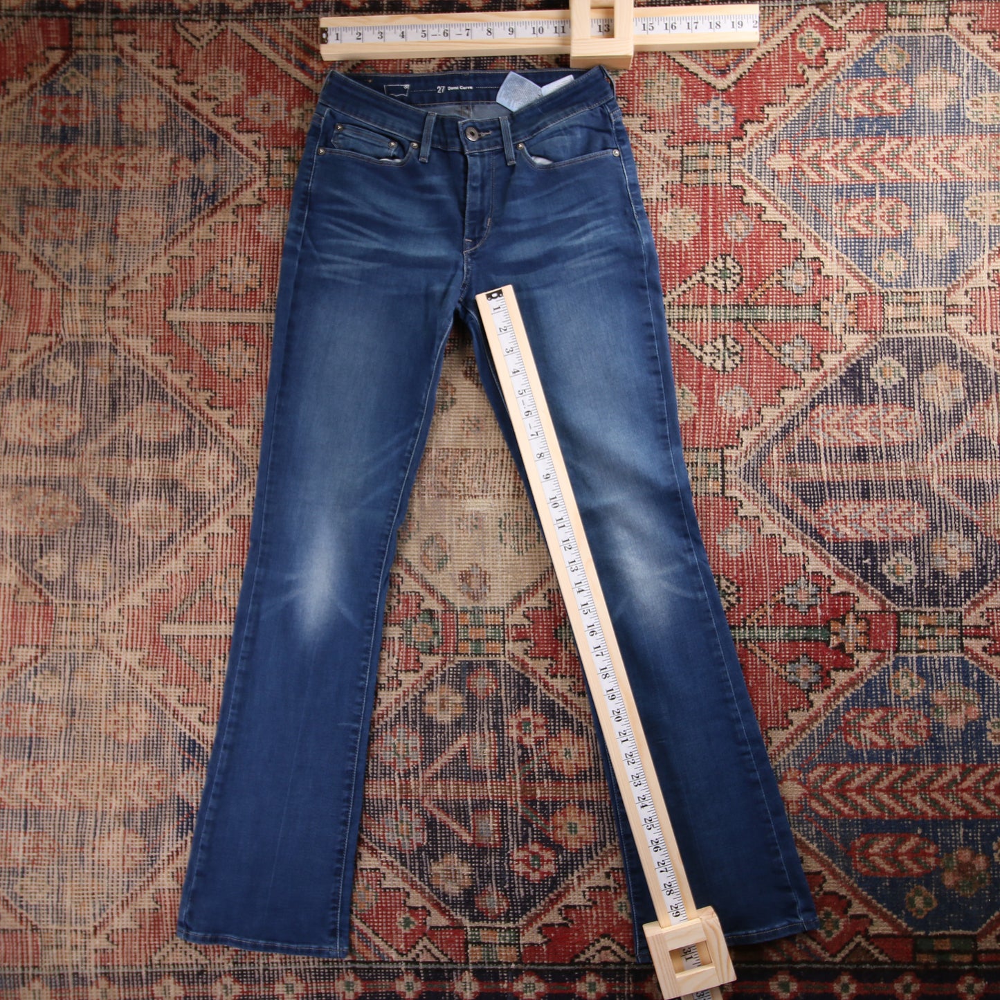 Levi's 711 Red Tab W26 L31 Bootcut Mid-Rise Blue Denim Jeans