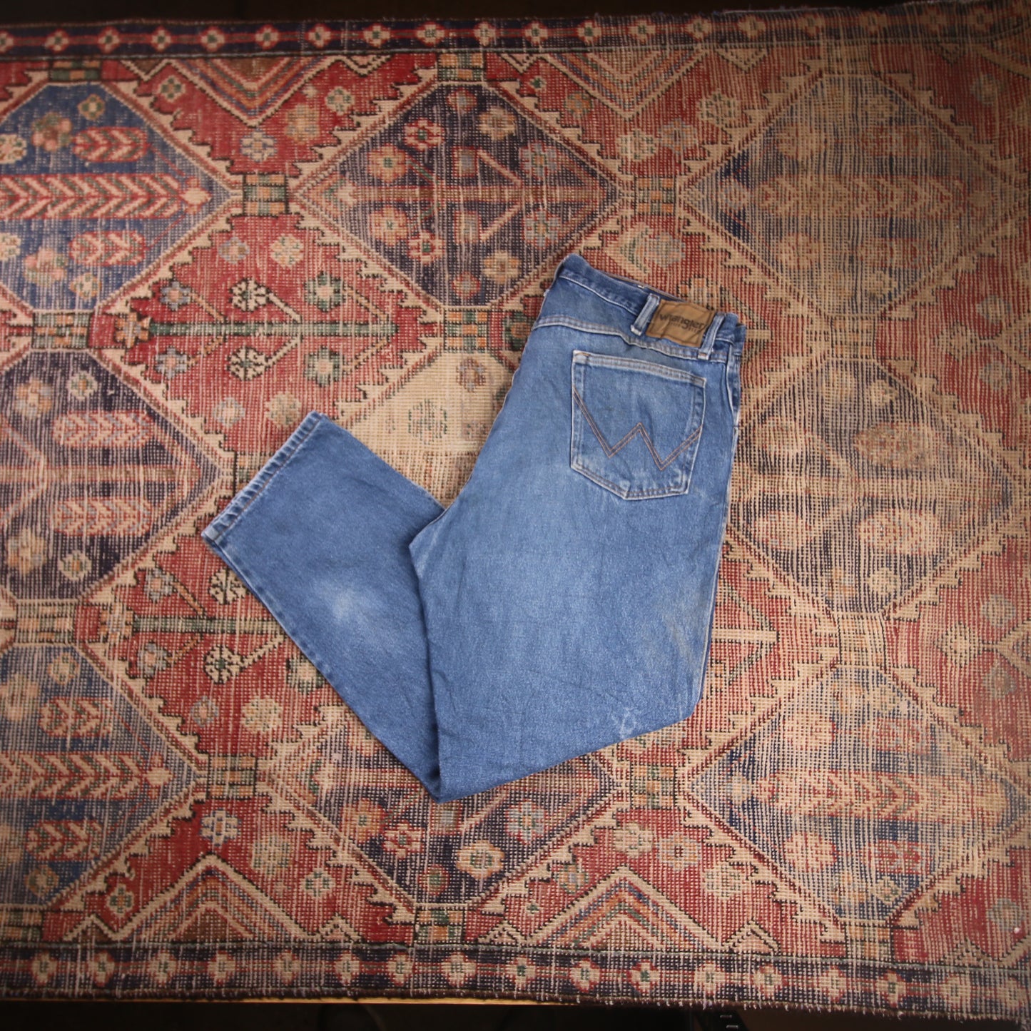 Wrangler W38 L30 Straight Leg Relaxed Fit Blue Denim Jeans