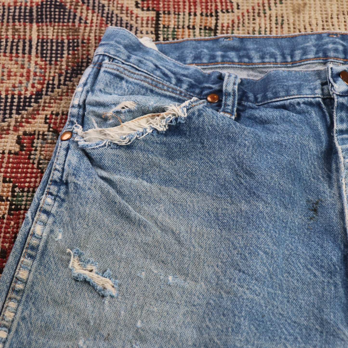 Wrangler W34 L30 Straight Leg Relaxed Fit Blue Denim Jeans