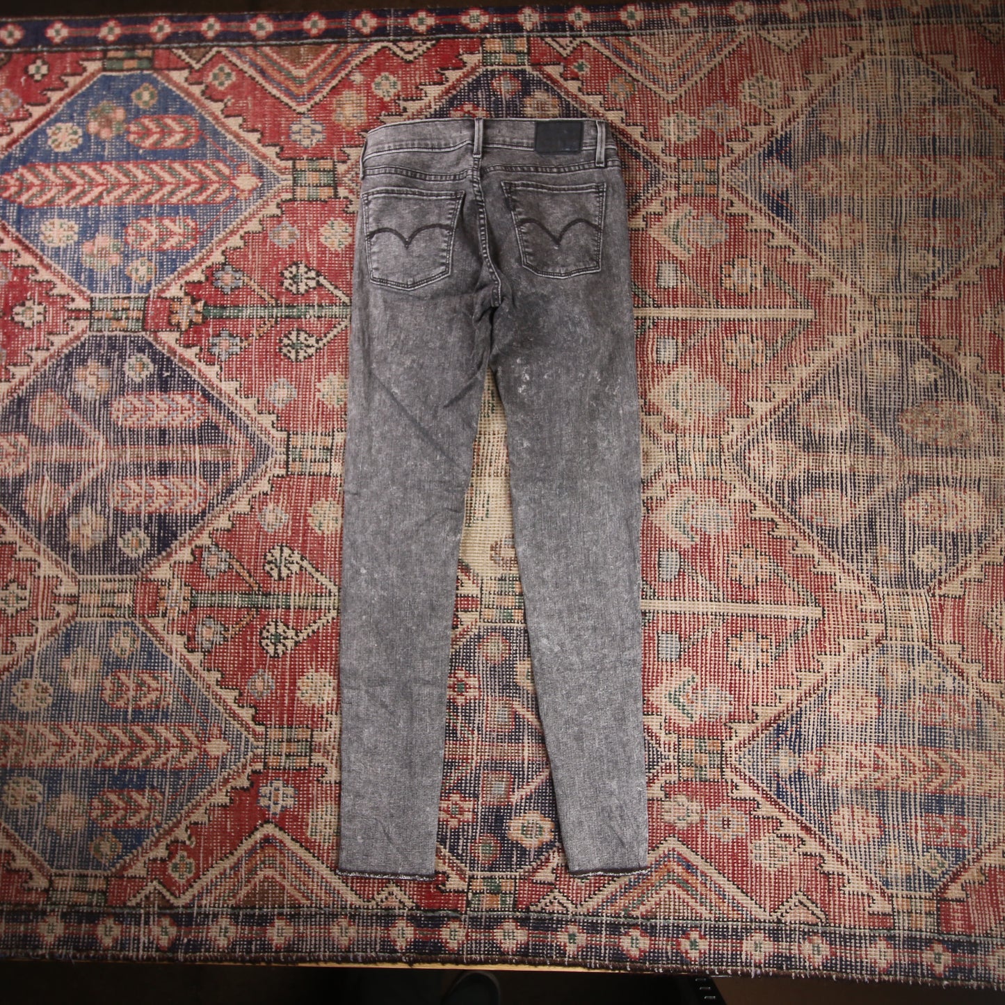 Levi's 710 W24 L28 Skinny Classic Ripped Style Grey Denim Jeans