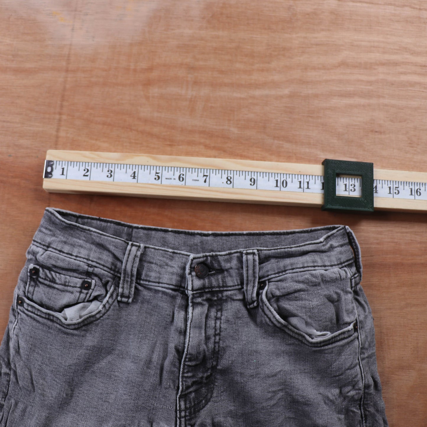 Levi's 511 Red Tab W26 L30 Slim Fit Grey Denim Jeans