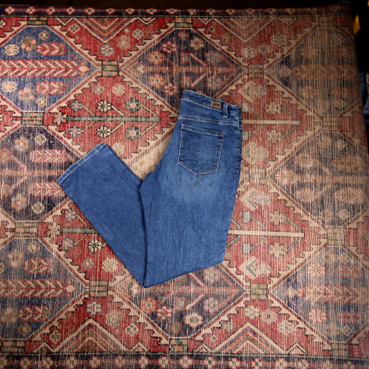 Lee W32 L31 Straight Leg Relaxed Fit Blue Denim Jeans