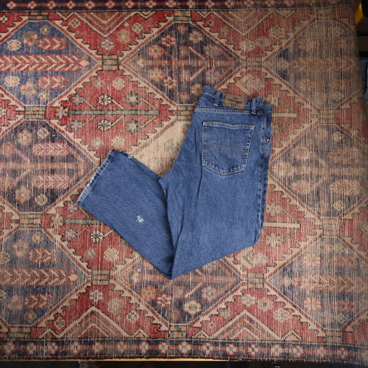 Wrangler W34 L29 Straight Leg Relaxed Fit Blue Denim Jeans