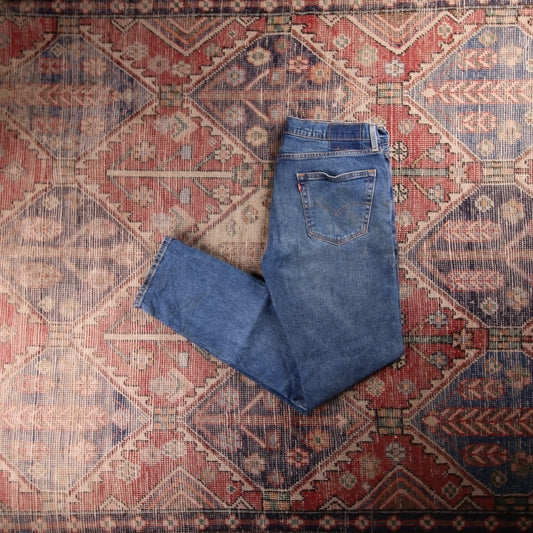 Levi's Red Tab W36 L32 Straight Leg Blue Denim Jeans