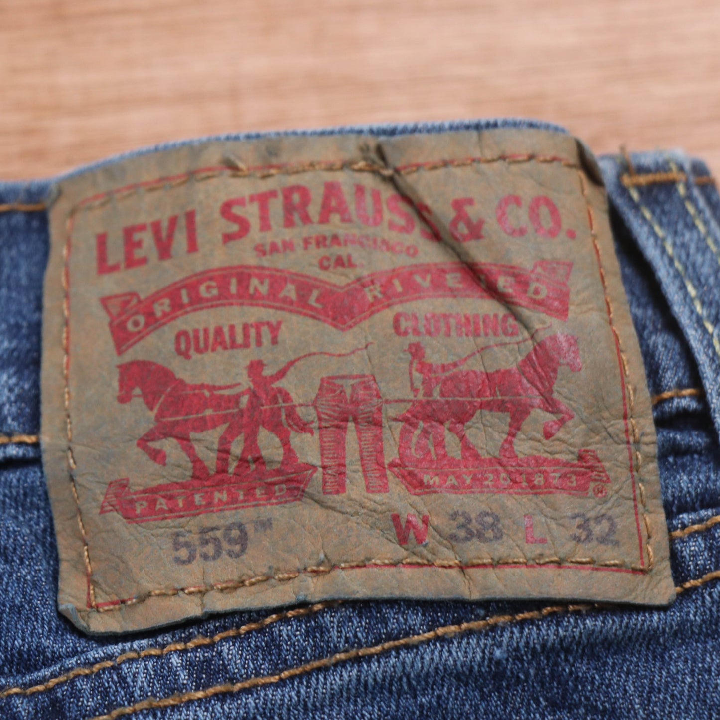 Levi's 559 Red Tab W40 L31 Straight Leg Relaxed Fit Blue Denim Jeans