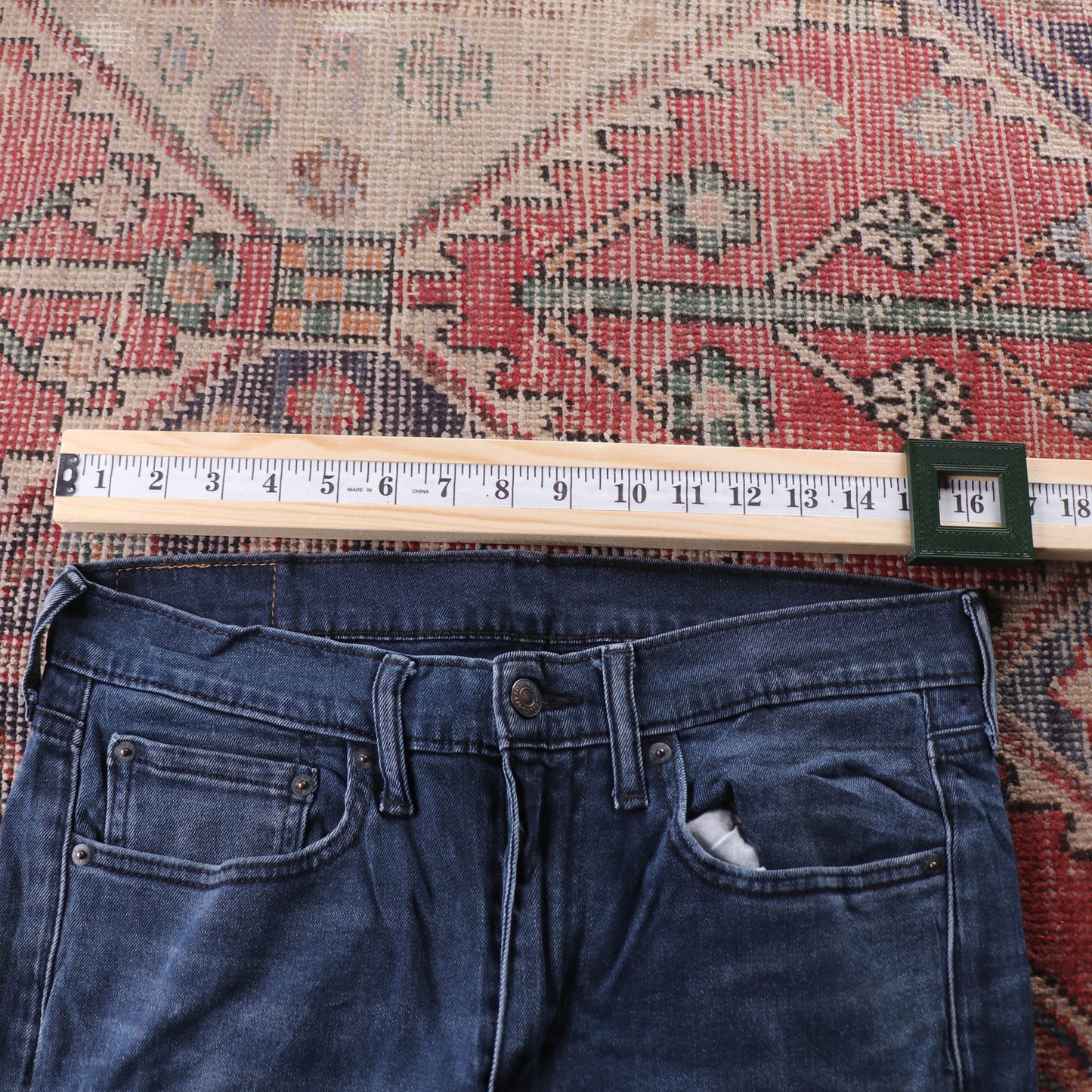 Levi's 519 Red Tab W32 L31 Slim Blue Denim Jeans