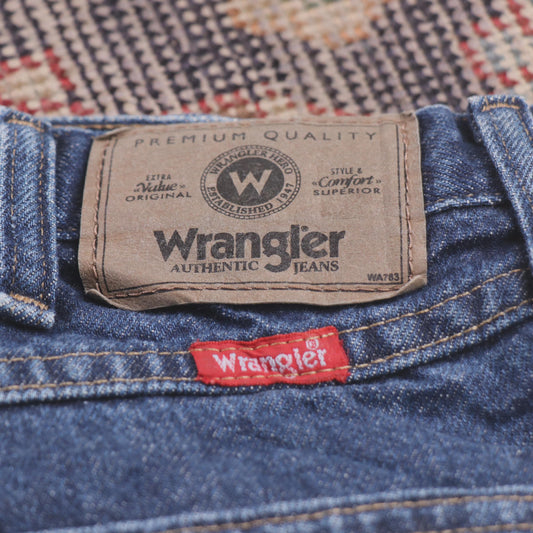 Wrangler W32 L30 Straight Leg Relaxed Fit Blue Denim Jeans
