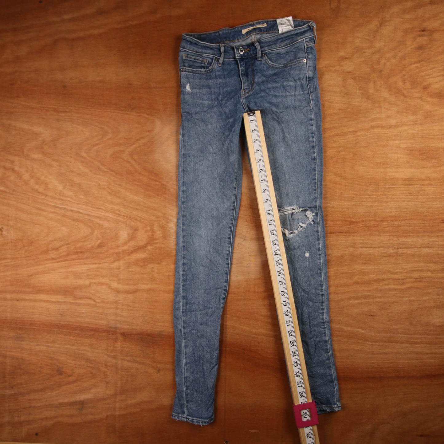 Levi's 711 Red Tab W26 L30 Skinny Classic Ripped Style Blue Denim Jeans