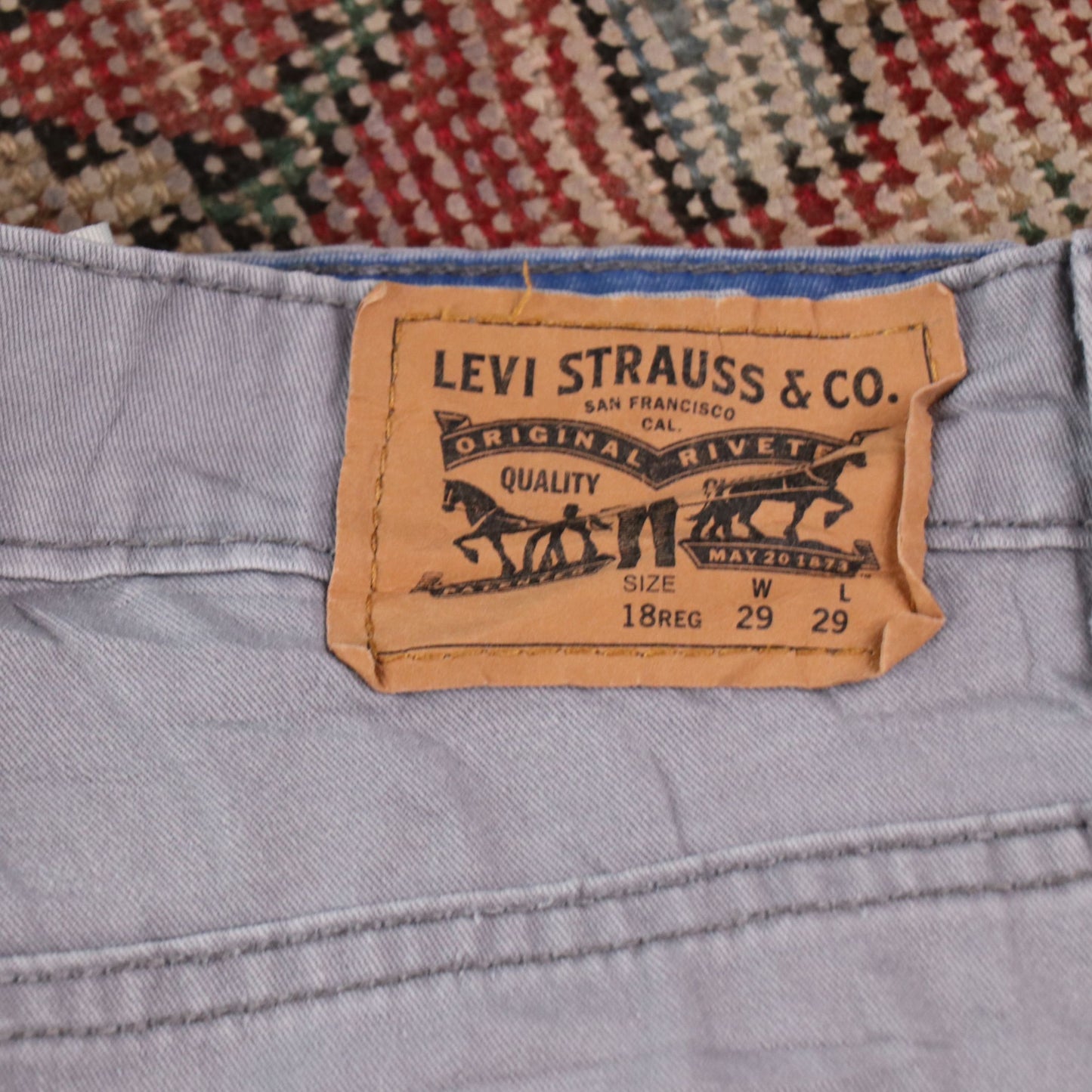 Levi's W32 L30 Straight Leg Grey Denim Jeans