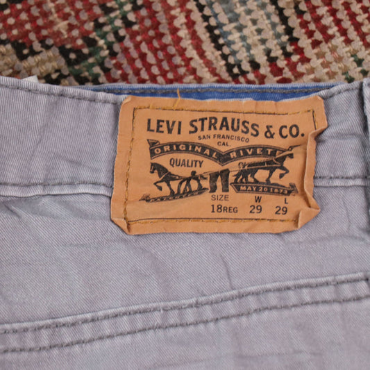 Levi's W32 L30 Straight Leg Grey Denim Jeans
