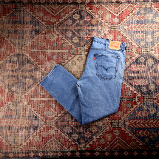 Levi's 541 Red Tab W32 L30 Tapered Leg Blue Denim Jeans