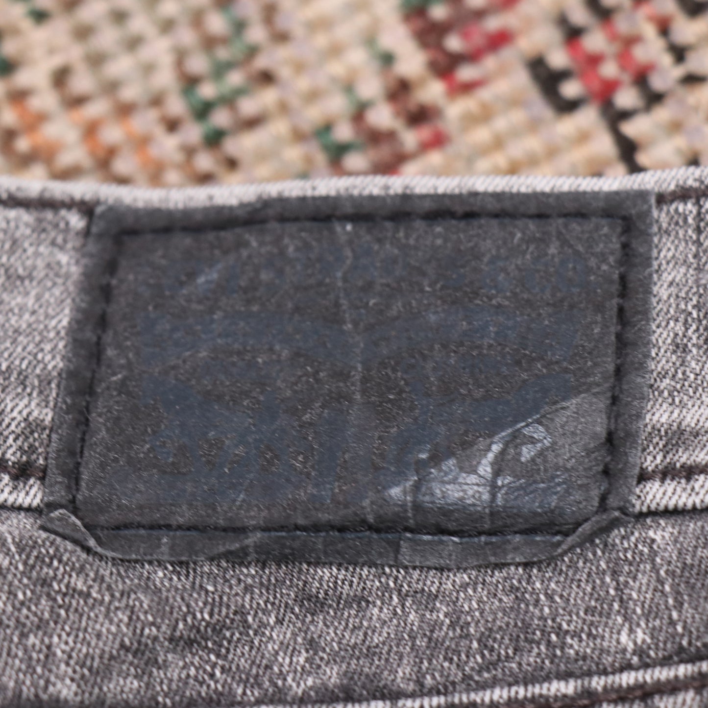 Levi's 710 W24 L28 Skinny Classic Ripped Style Grey Denim Jeans