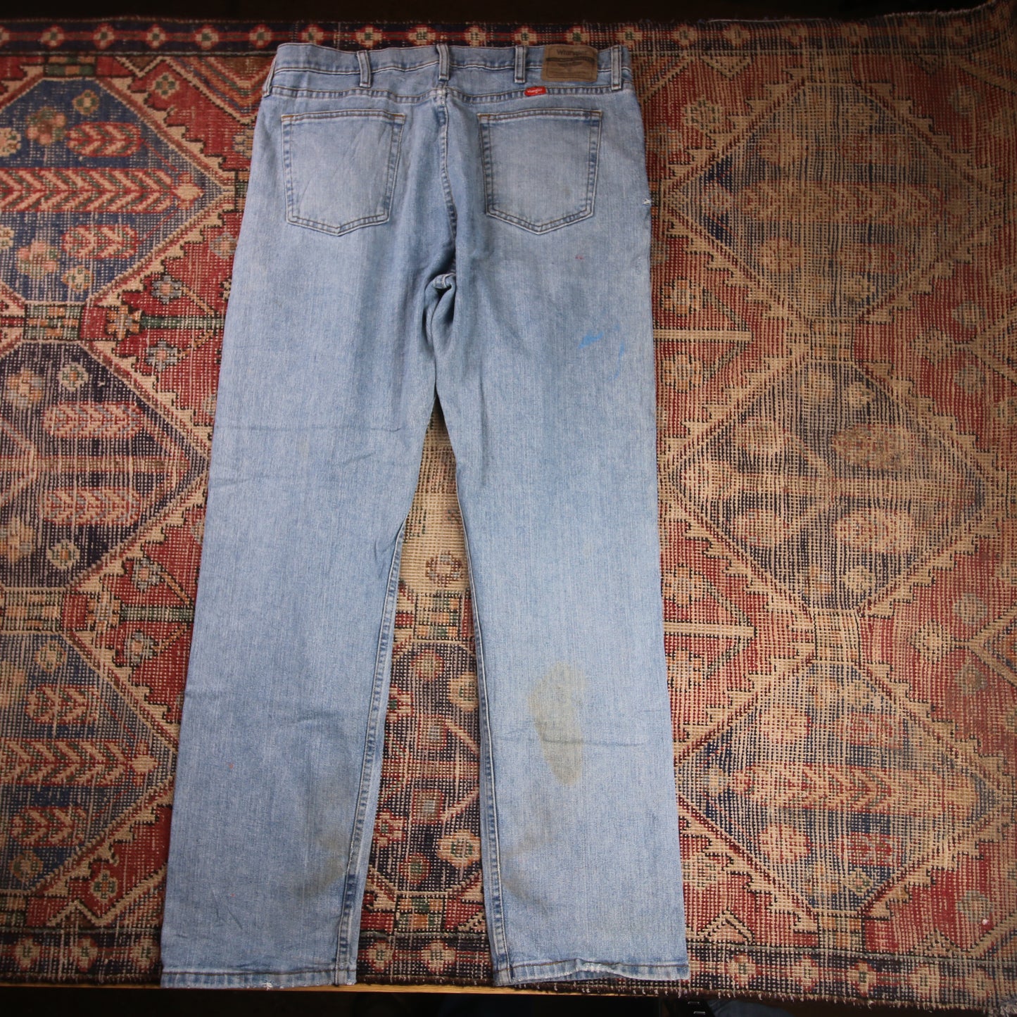 Wrangler W38 L33 Straight Leg Relaxed Fit Blue Denim Jeans