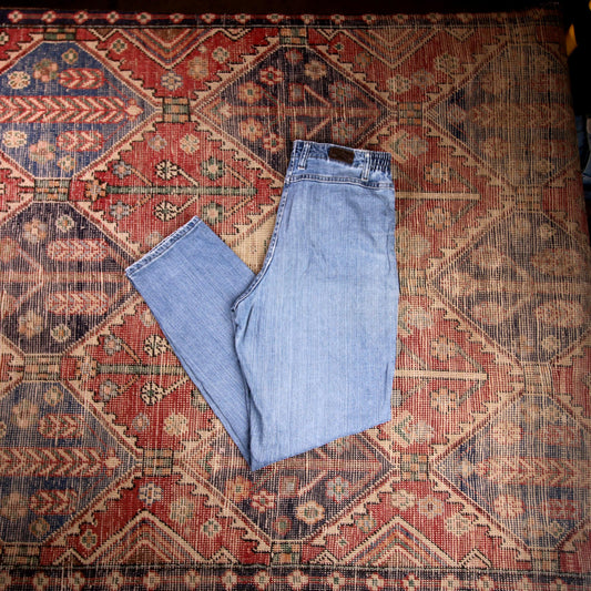 Lee W30 L30 Straight Leg Relaxed Fit Classic Ripped Style Blue Denim Jeans