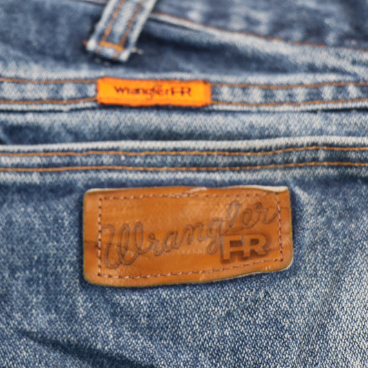 Wrangler W34 L34 Straight Leg Relaxed Fit Blue Denim Jeans