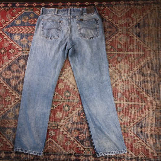 Wrangler W30 L30 Straight Leg Relaxed Fit Blue Denim Jeans