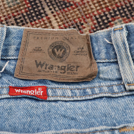 Wrangler W42 L30 Straight Leg Relaxed Fit Blue Denim Jeans