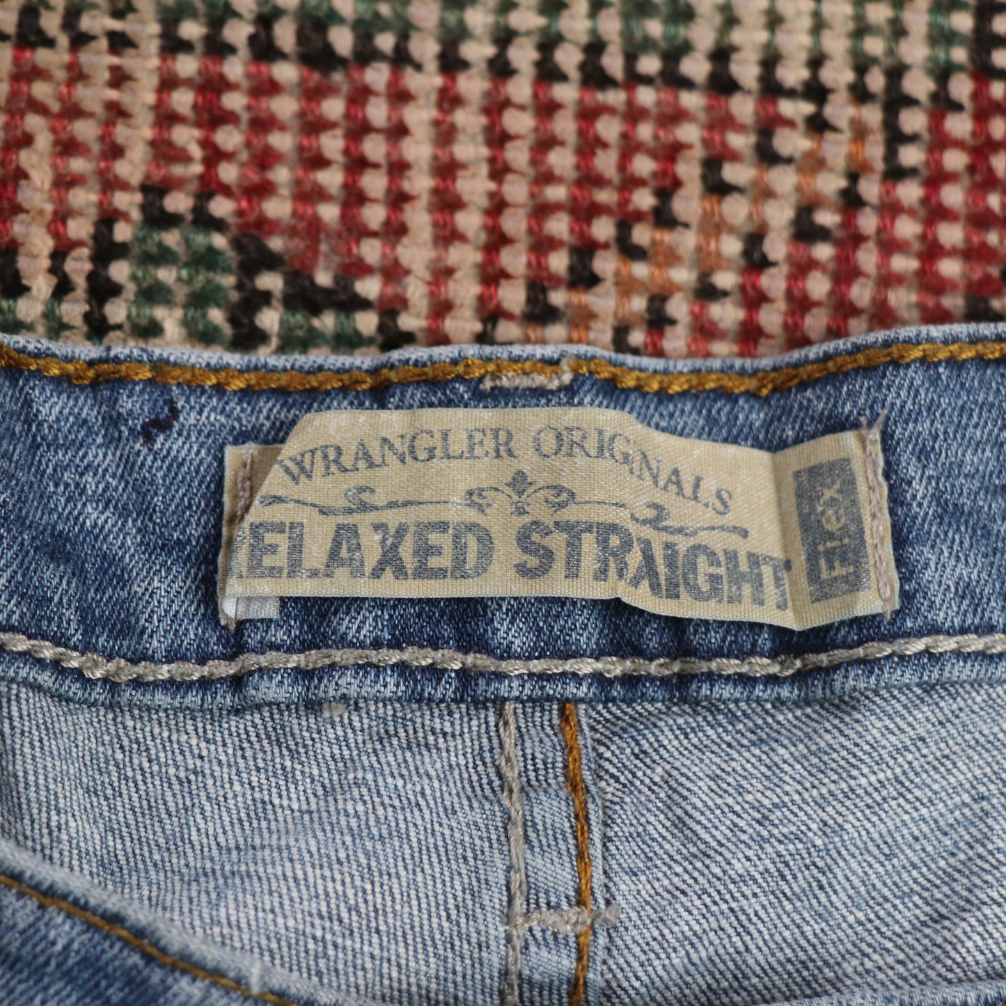 Wrangler W32 L32 Straight Leg Relaxed Fit Blue Denim Jeans