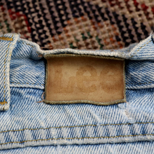 Lee W34 L30 Straight Leg Relaxed Fit Classic Ripped Style Blue Denim Jeans