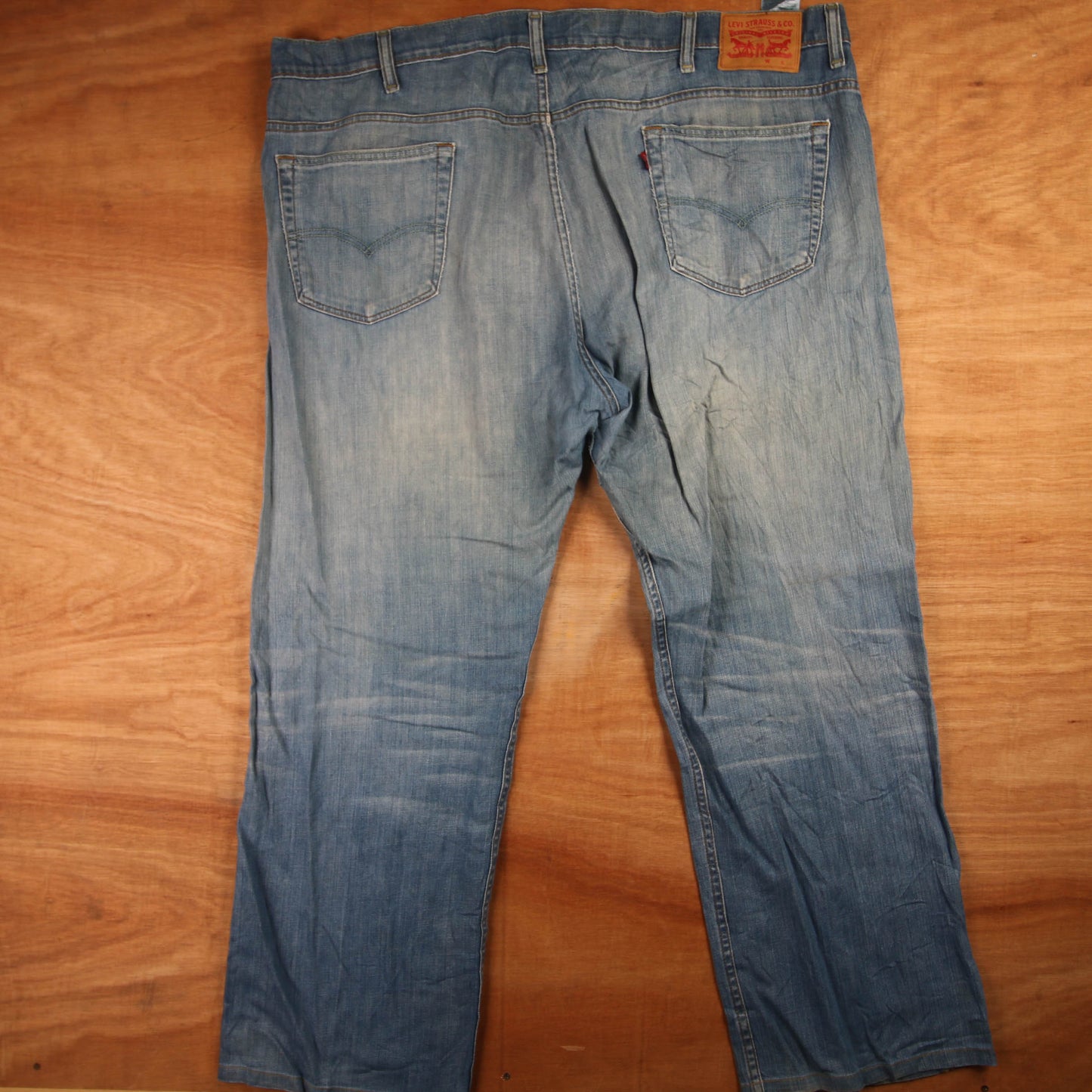 Levi's 505 Red Tab W48 L30 Straight Leg Regular Fit Classic Ripped Style Blue De