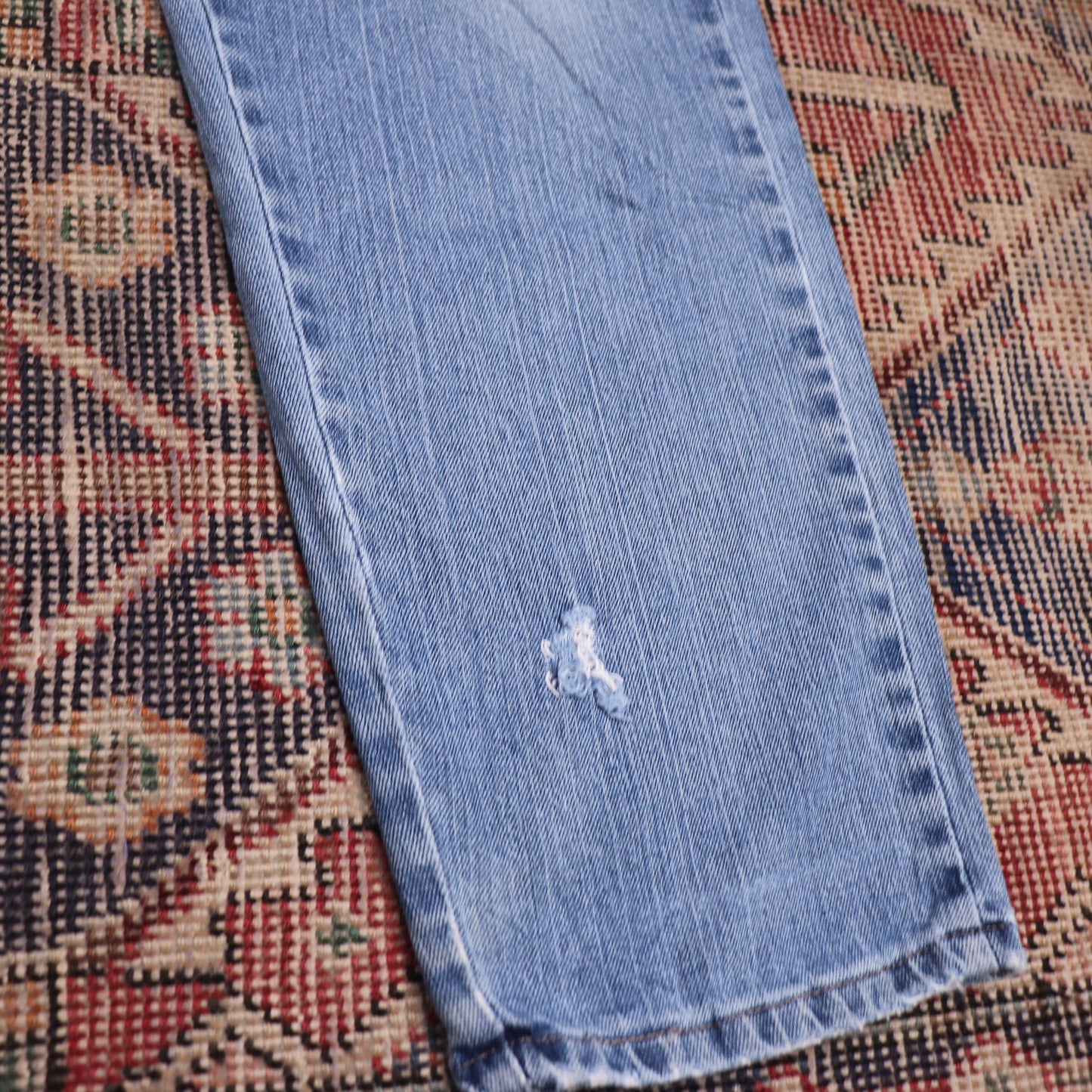 Lee W30 L30 Straight Leg Relaxed Fit Classic Ripped Style Blue Denim Jeans