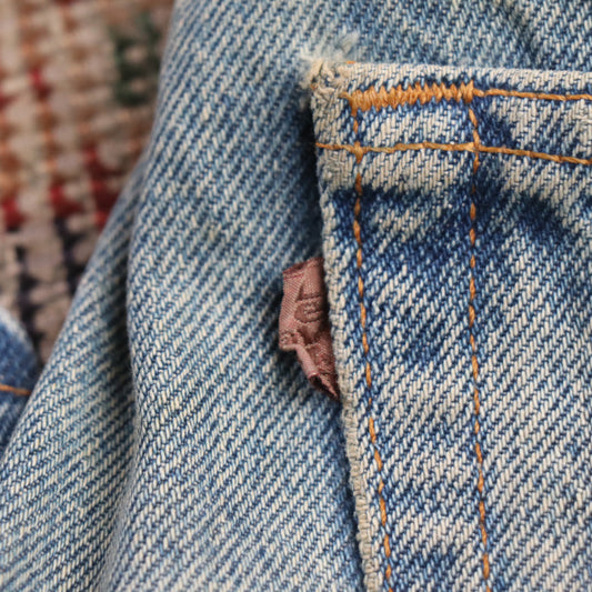 Levi's W34 L29 Tapered Leg Relaxed Fit Classic Ripped Style Blue Denim Jeans