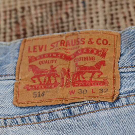 Levi's 514 W30 L32 Straight Leg Classic Ripped Style Blue Denim Jeans