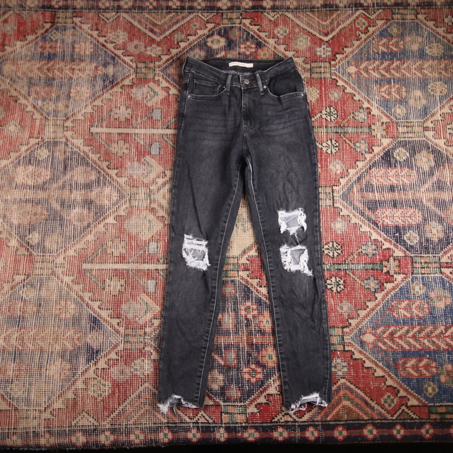 Levi's 721 W24 L26 Skinny Classic Ripped Style Black Denim Jeans