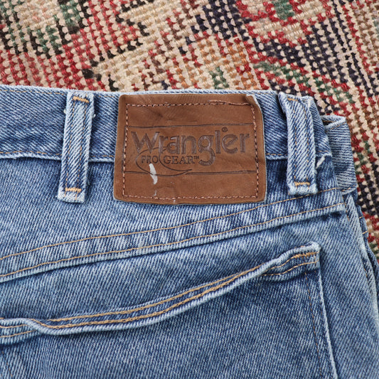 Wrangler W34 L31 Straight Leg Relaxed Fit Blue Denim Jeans