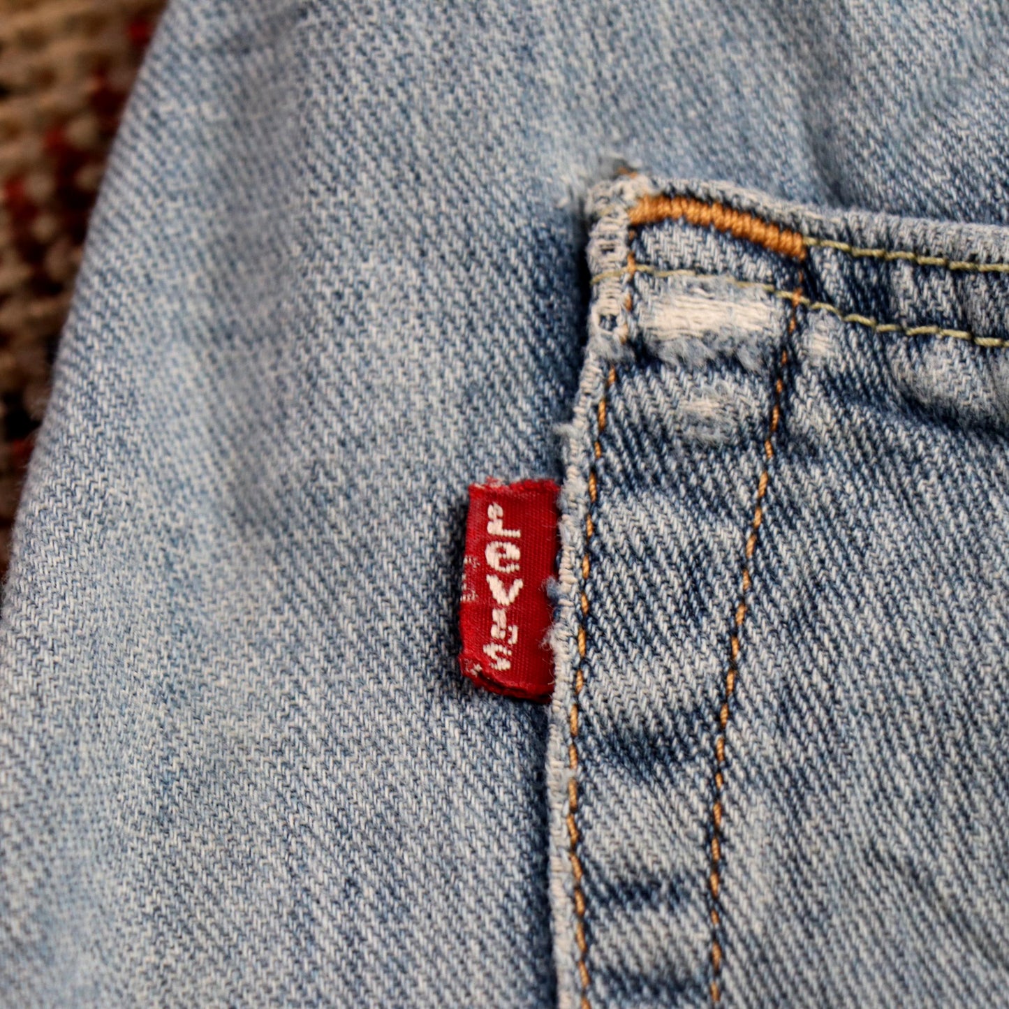 Levi's 514 W38 L33 Straight Leg Classic Ripped Style Blue Denim Jeans