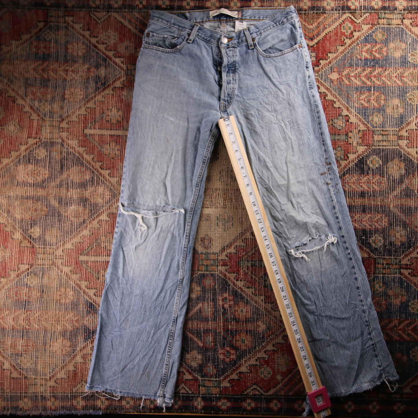 Levi's 501 Red Tab W34 L33 Original Fit Classic Ripped Style Blue Denim Jeans