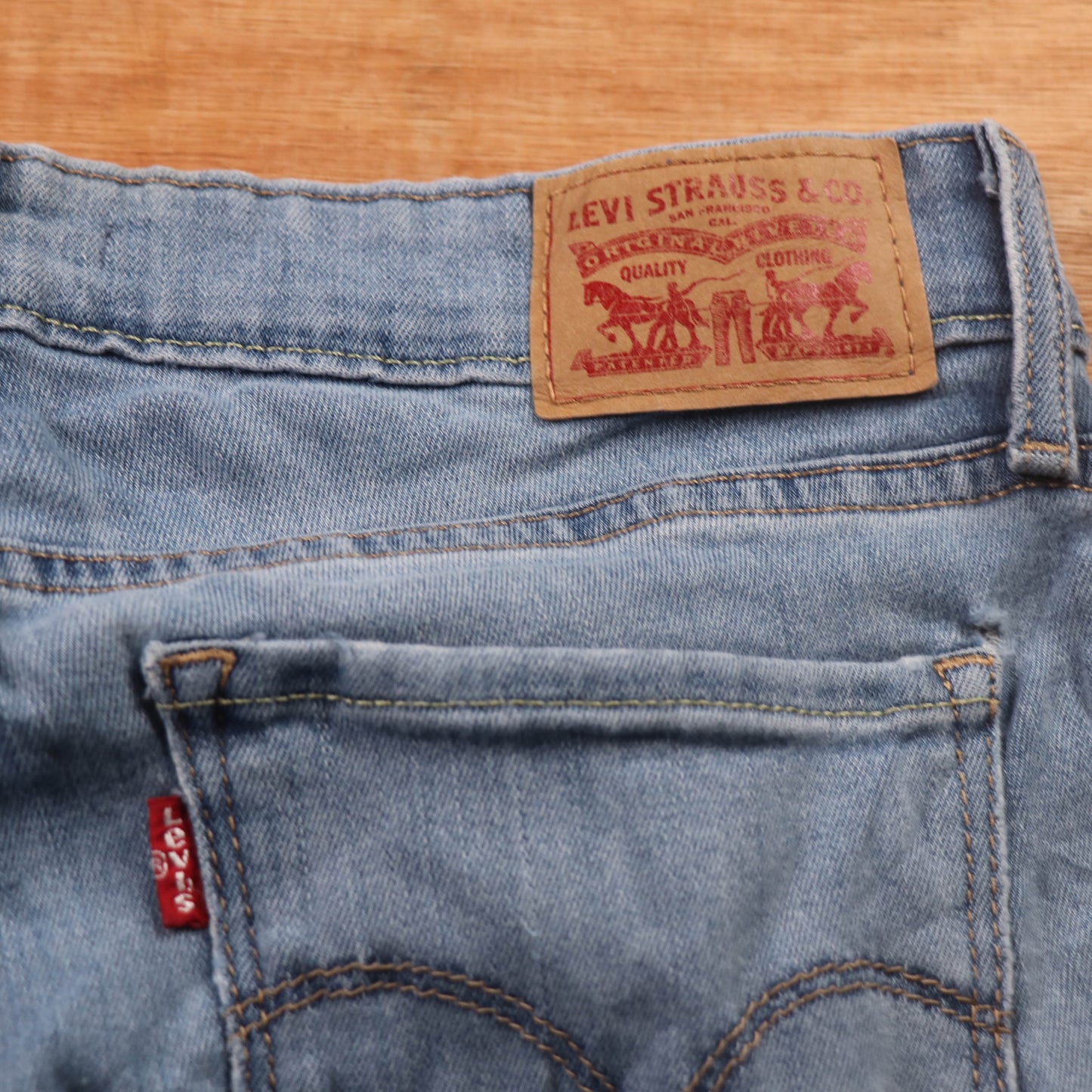 Levi's 711 Red Tab W28 L30 Skinny Blue Denim Jeans