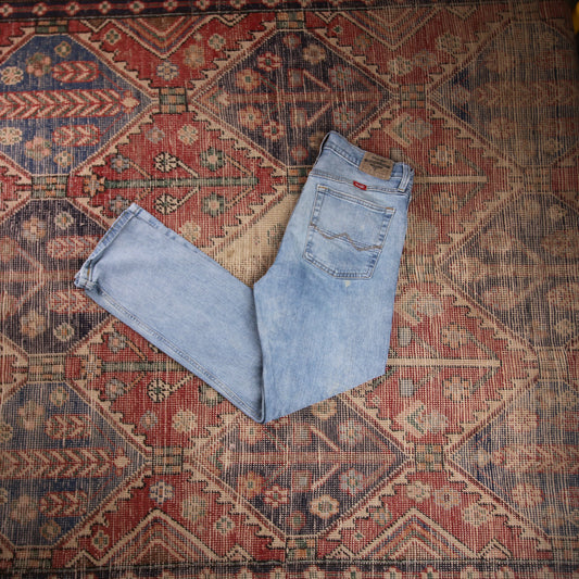 Wrangler W32 L29 Straight Leg Slim Fit Blue Denim Jeans