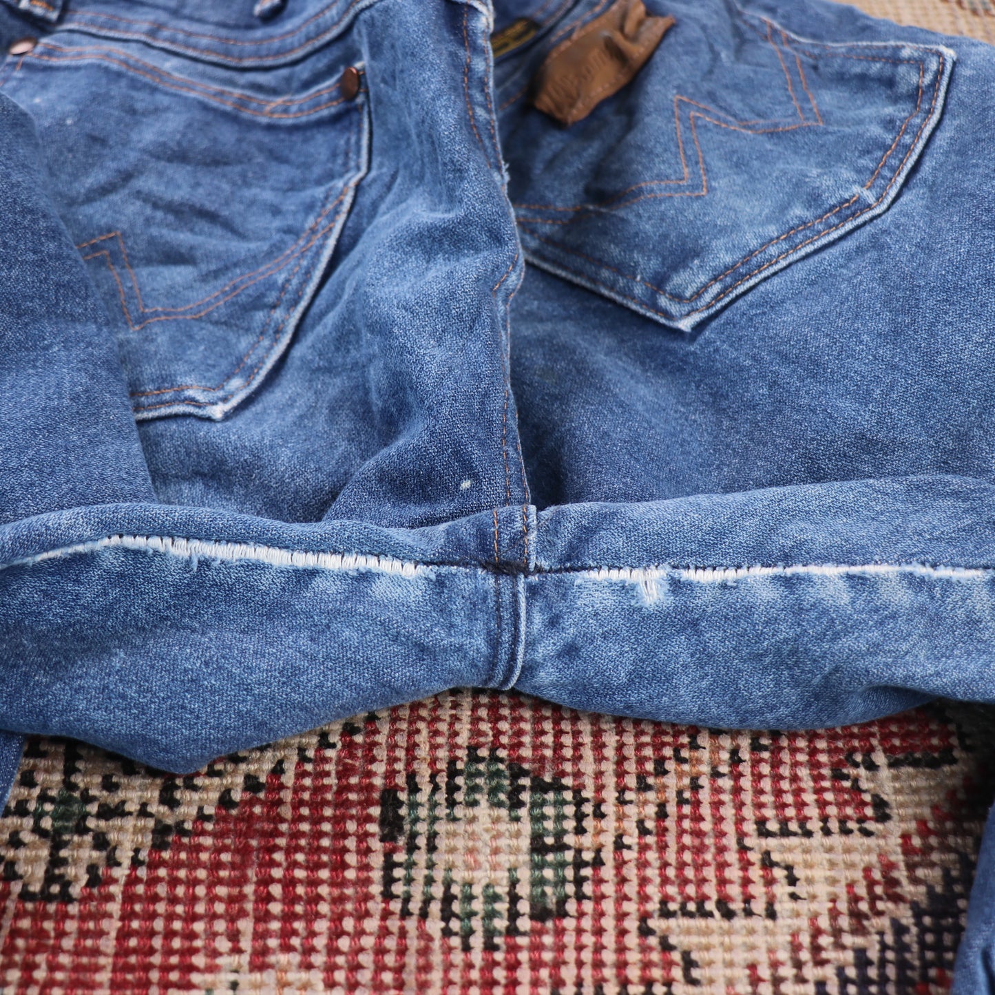Wrangler W34 L30 Straight Leg Relaxed Fit Blue Denim Jeans